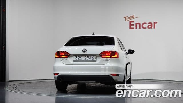 Volkswagen New Jetta 6세대, 2014 4