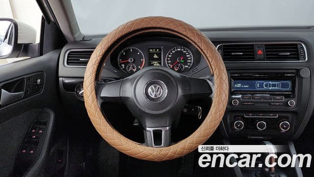 Volkswagen New Jetta 6세대, 2014 13