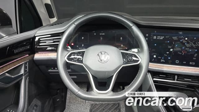 Volkswagen Touareg 3세대 Prestige, 2024 13