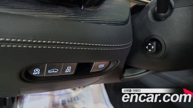 Genesis G90 (RS4) бензин 3.5 турбо AWD, 2022 12