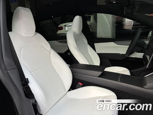 Tesla модель Y, 2026 20