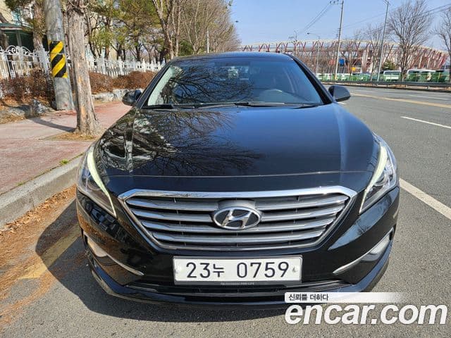 Hyundai LF Sonata Special, 2017 1