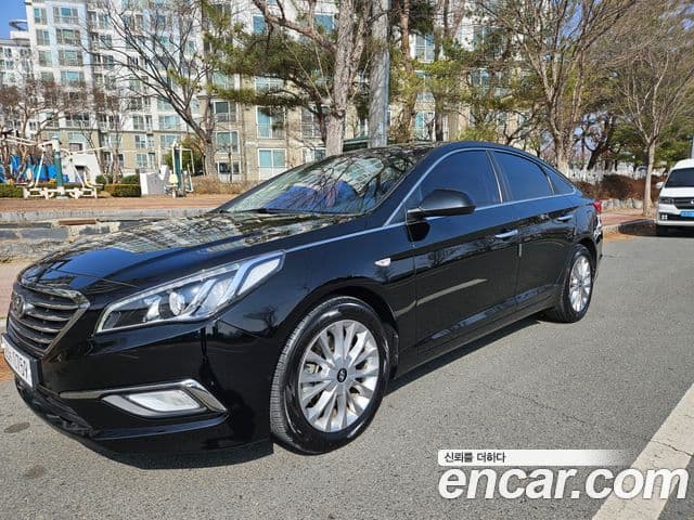 Hyundai LF Sonata Special, 2017 3