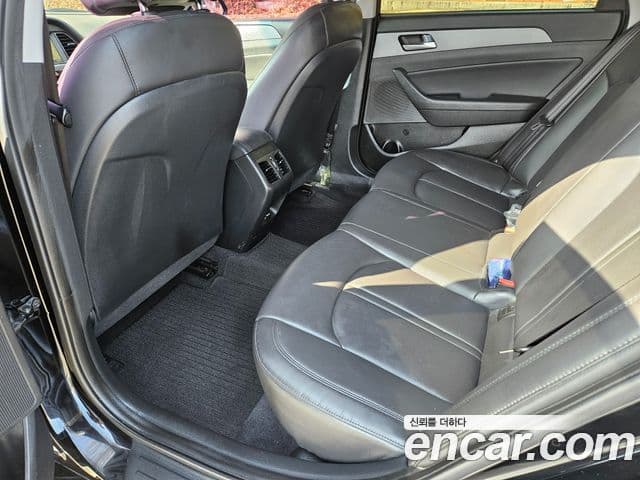 Hyundai LF Sonata Special, 2017 7