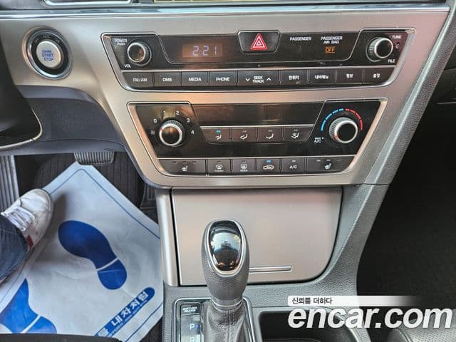 Hyundai LF Sonata Special, 2017 13