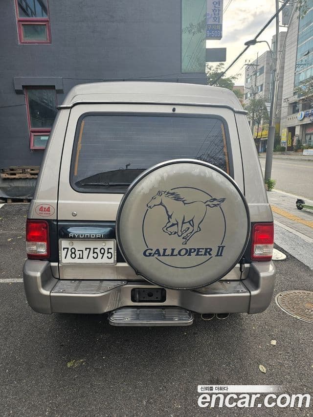 Hyundai 갤로퍼 2 9인승 V6 LPG, 1999 3