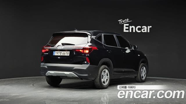 Kia Seltos Trendy, 2023 2