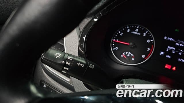 Kia Seltos Trendy, 2023 18