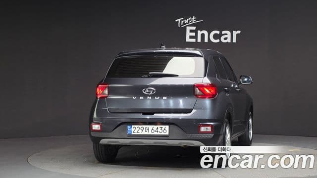 Hyundai Venue Modern, 2021 4