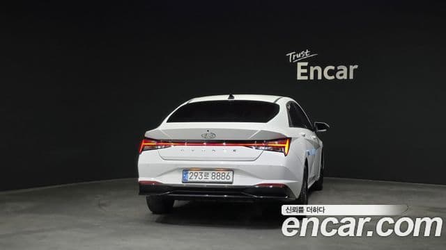 Hyundai Avante гибрид (CN7) Inspiration, 2023 4