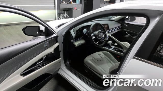 Hyundai Avante гибрид (CN7) Inspiration, 2023 10