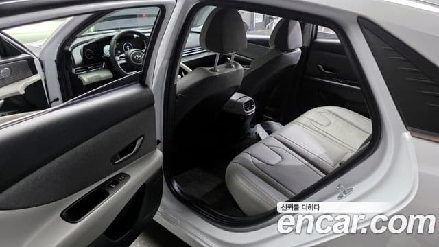 Hyundai Avante гибрид (CN7) Inspiration, 2023 11