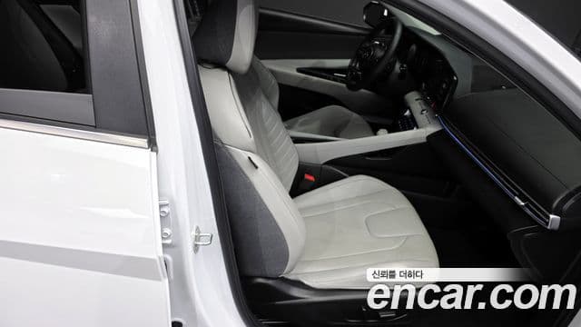 Hyundai Avante гибрид (CN7) Inspiration, 2023 12