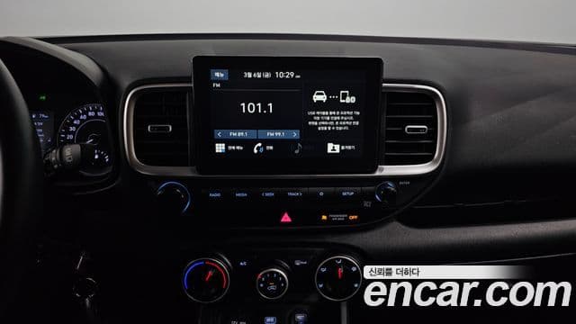 Hyundai Venue 1.6 Smart, 2020 15