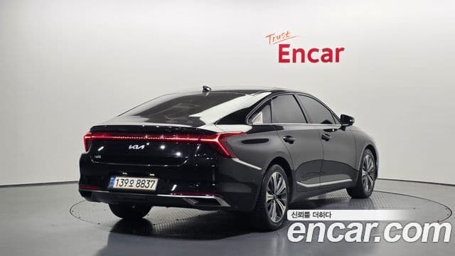 Kia K8 Noblesse, 2022 2