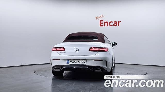 Mercedes-Benz E-класс W213 E220d кабриолет, 2020 4