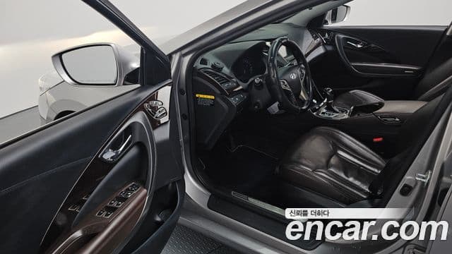 Hyundai Grandeur HG Modern, 2014 11