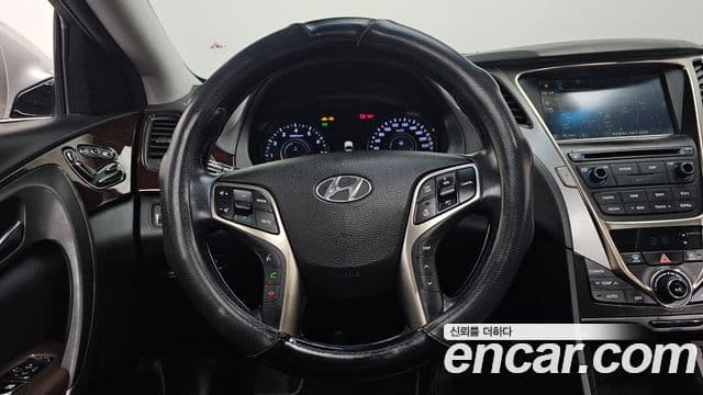 Hyundai Grandeur HG Modern, 2014 13