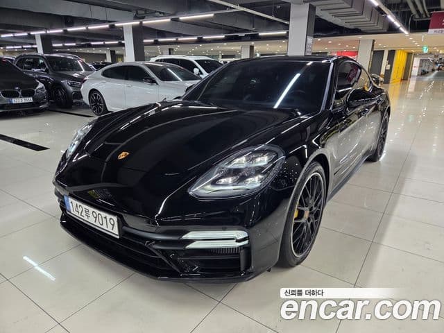 Porsche Panamera (971), 2021 1