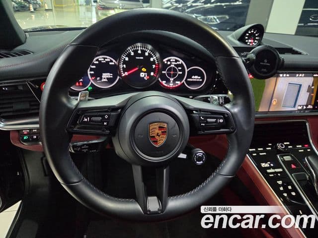 Porsche Panamera (971), 2021 11