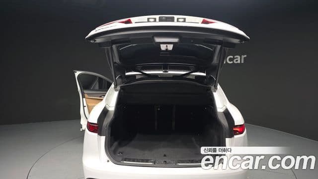 Jaguar F-PACE P 250 SE, 2023 20