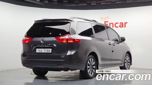 Toyota Sienna, 2018 2