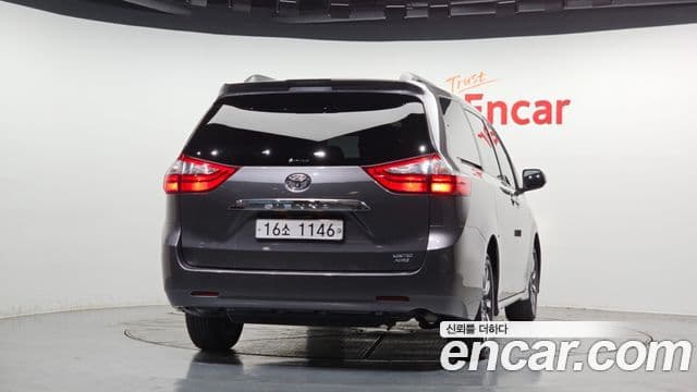 Toyota Sienna, 2018 4
