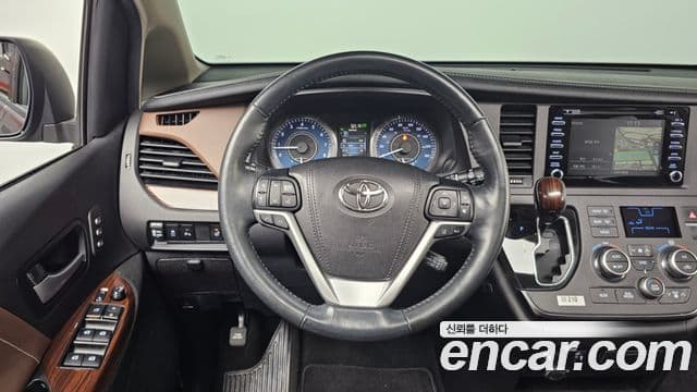 Toyota Sienna, 2018 13