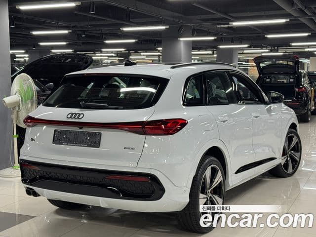 Audi Q5 (80A) 40 TDI Quattro S Line чёрный Edition, 2025 3