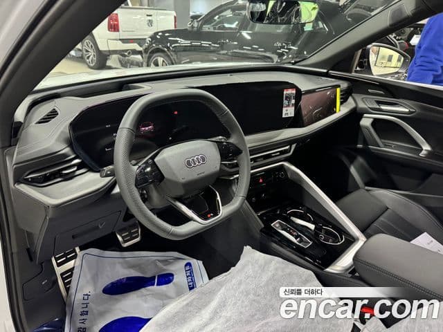 Audi Q5 (80A) 40 TDI Quattro S Line чёрный Edition, 2025 4