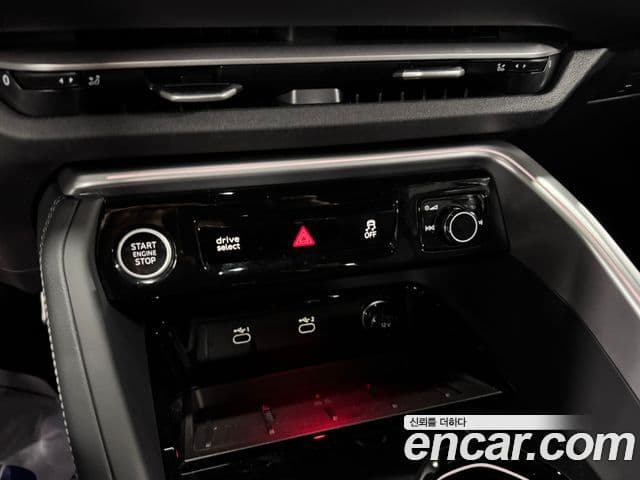 Audi Q5 (80A) 40 TDI Quattro S Line чёрный Edition, 2025 10