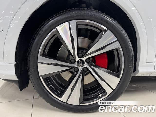 Audi Q5 (80A) 40 TDI Quattro S Line чёрный Edition, 2025 14