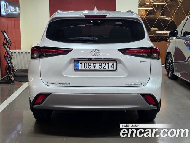 Toyota Highlander 4세대 Platinum, 2025 4