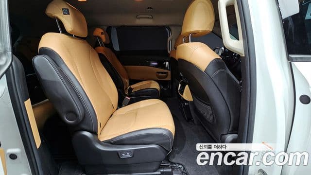 Kia Carnival 4세대 Signature, 2021 11