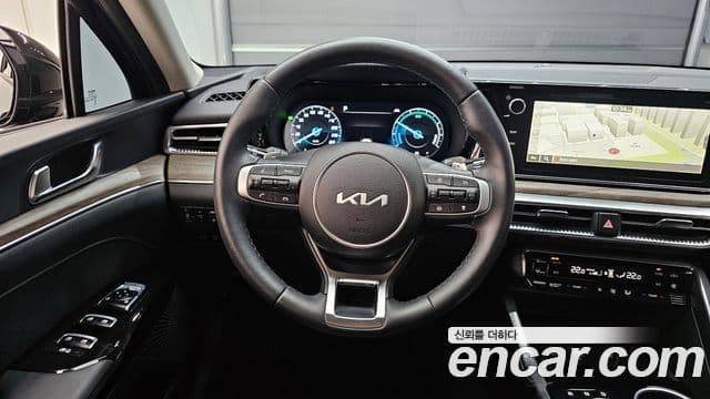 Kia K5 гибрид 3세대 Noblesse, 2023 13