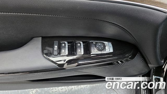 Kia K5 гибрид 3세대 Noblesse, 2023 14