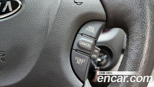 Kia Carnival R Premium, 2012 19