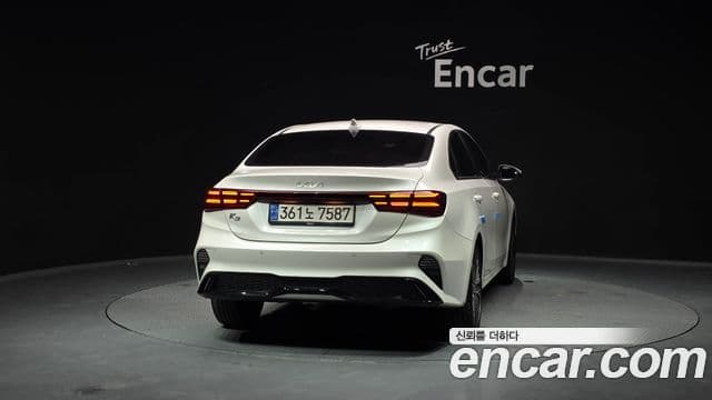 Kia The / новый New K3 2세대 Signature, 2023 4