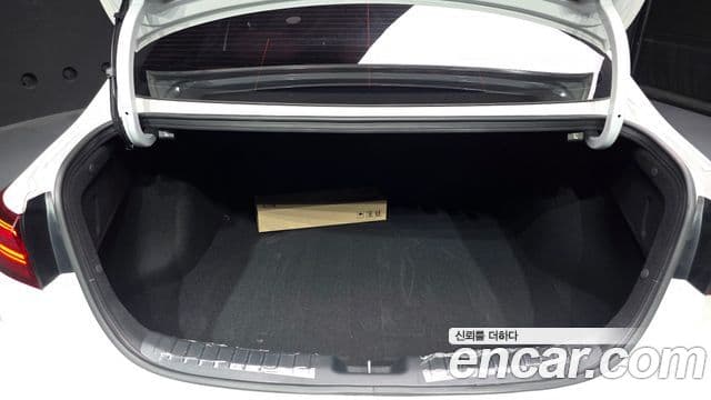 Kia The / новый New K3 2세대 Signature, 2023 20