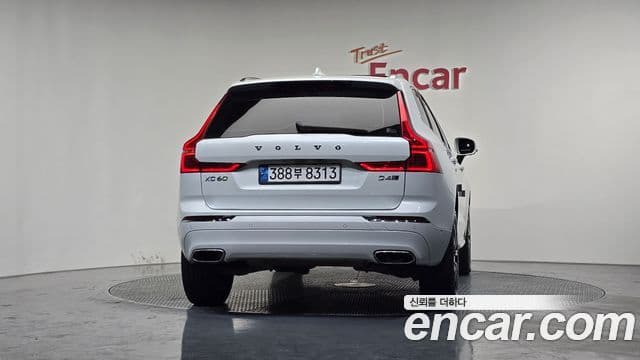 Volvo XC60 2세대 D4 Inscription, 2018 4