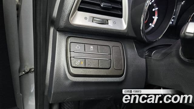 KG모빌리티(SsangYong) Tivoli люксовая версия, 2015 17