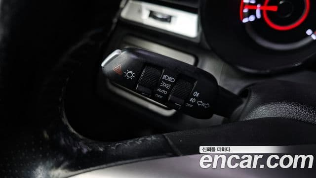 KG모빌리티(SsangYong) Tivoli люксовая версия, 2015 18