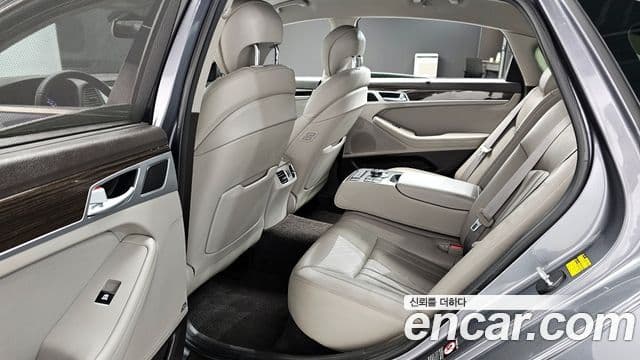 Hyundai Genesis DH G380 Prestige AWD, 2016 10