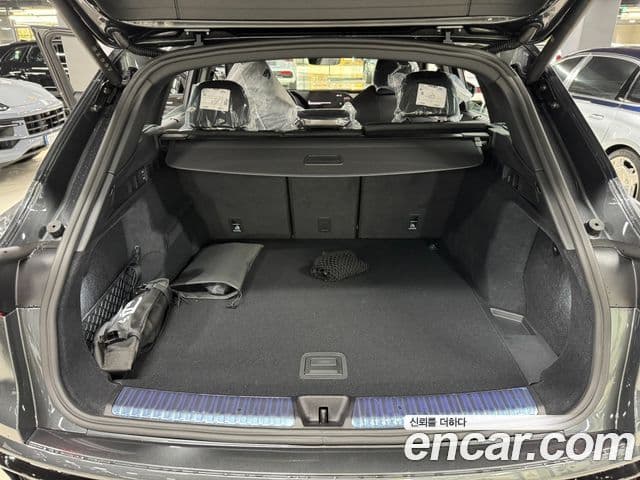 Audi Q5 (80A) 40 TDI Quattro S Line чёрный Edition, 2025 12