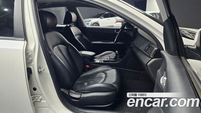 Kia K5 2세대 Luxury, 2017 10