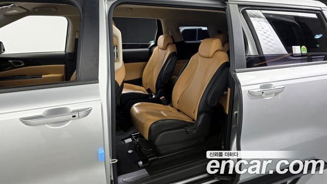Kia Carnival 4세대 Prestige, 2023 11