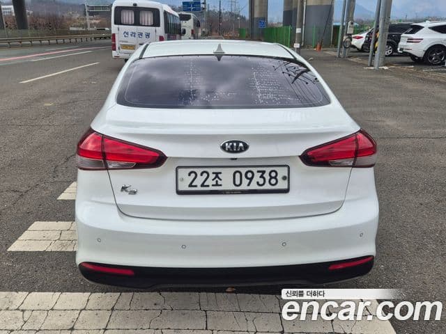 Kia The / новый New K3 Trendy, 2016 4