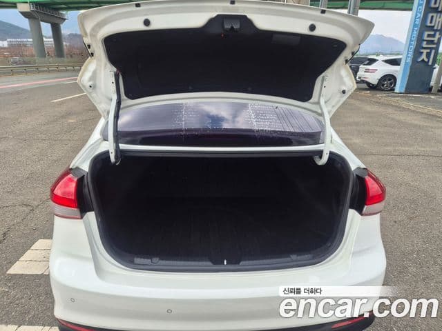 Kia The / новый New K3 Trendy, 2016 16