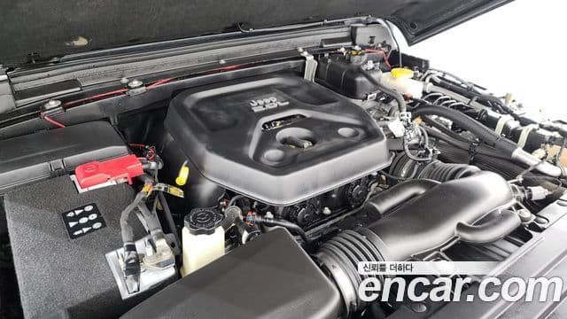 Jeep Wrangler (JL) 2.0 Rubicon Power top 4도어, 2019 6