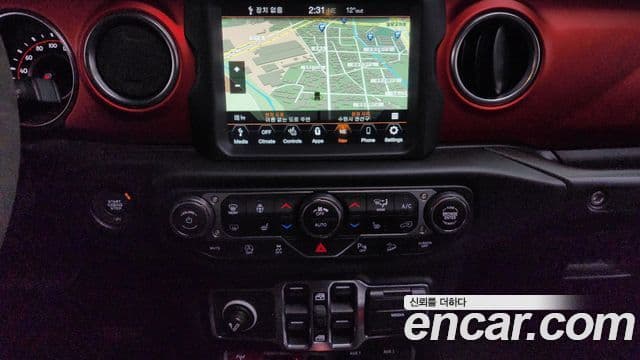 Jeep Wrangler (JL) 2.0 Rubicon Power top 4도어, 2019 15